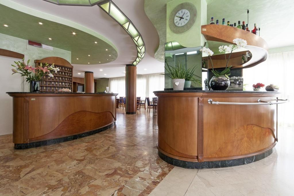 Hotel Ambra 3*